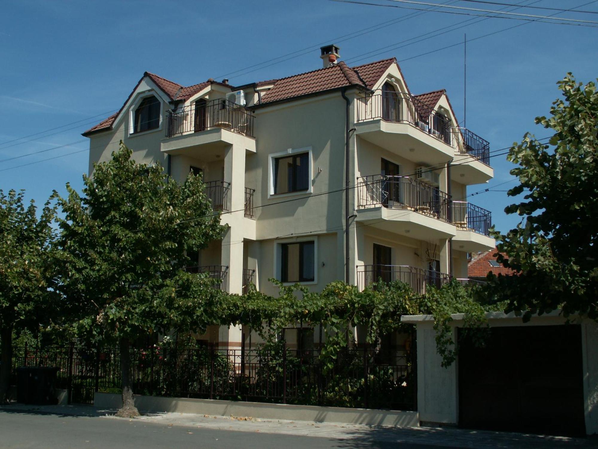 Family Hotel Bellehouse Chernomorets Luaran gambar