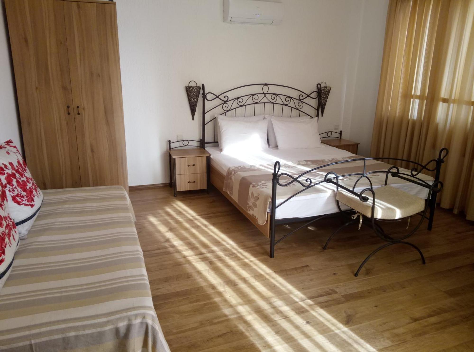 Family Hotel Bellehouse Chernomorets Bilik gambar